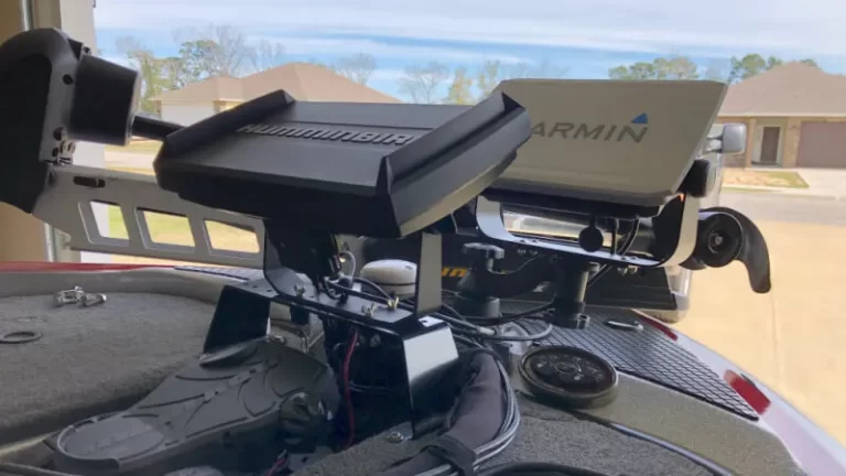 15 suggestions for mounting fish finders on boats