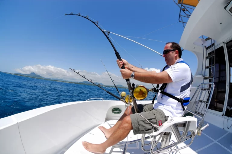 Saltwater Fishing Rigs: Exploring Techniques for Success